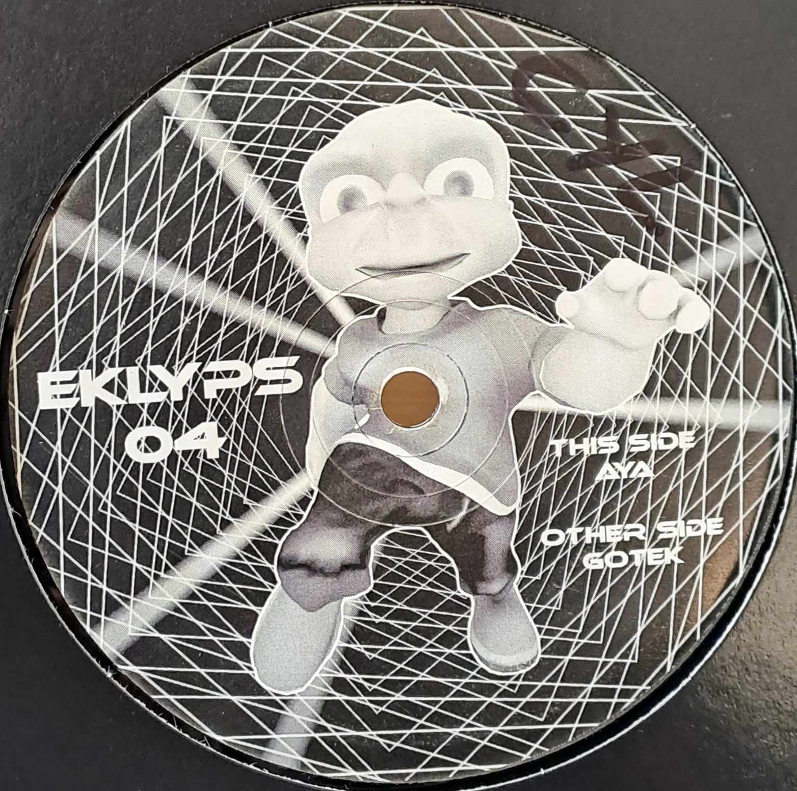 Eklyps 04 - vinyle tribe